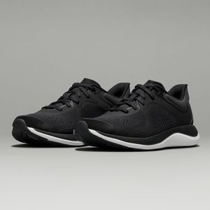 LULULEMON Chargefeel Low Women’s Sneakers in Black
